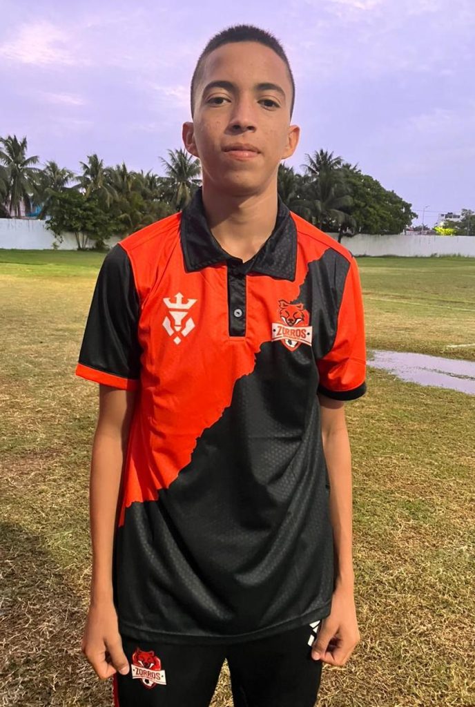 Jorge Carlos López, de Puerto Morelos, debutó con Zorros FC.