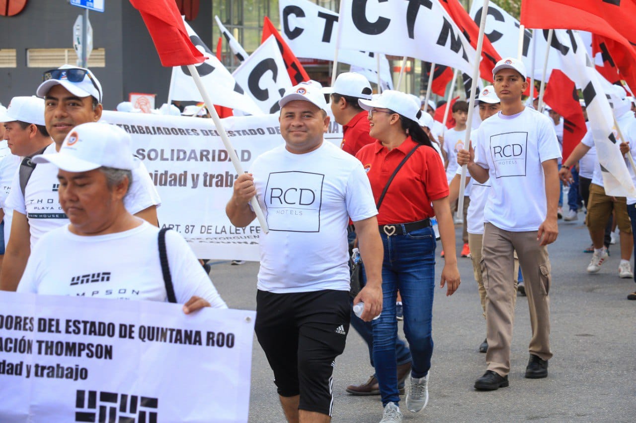 Realizan desfile conmemorativo del Día del Trabajo en Solidaridad ...
