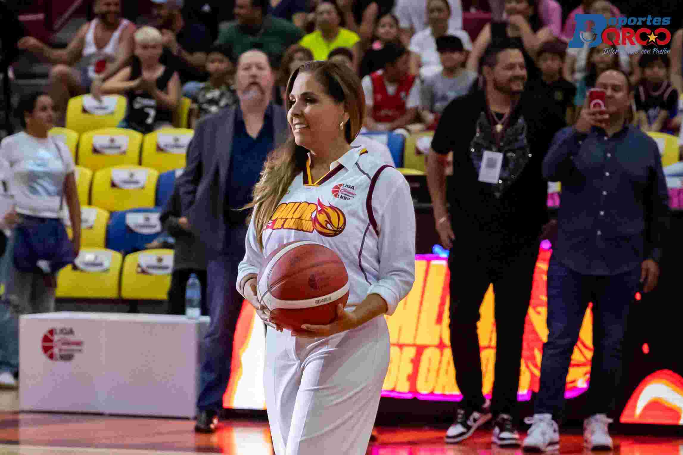 el-calor-de-cancun-fuerza-regia-lnbp (3)