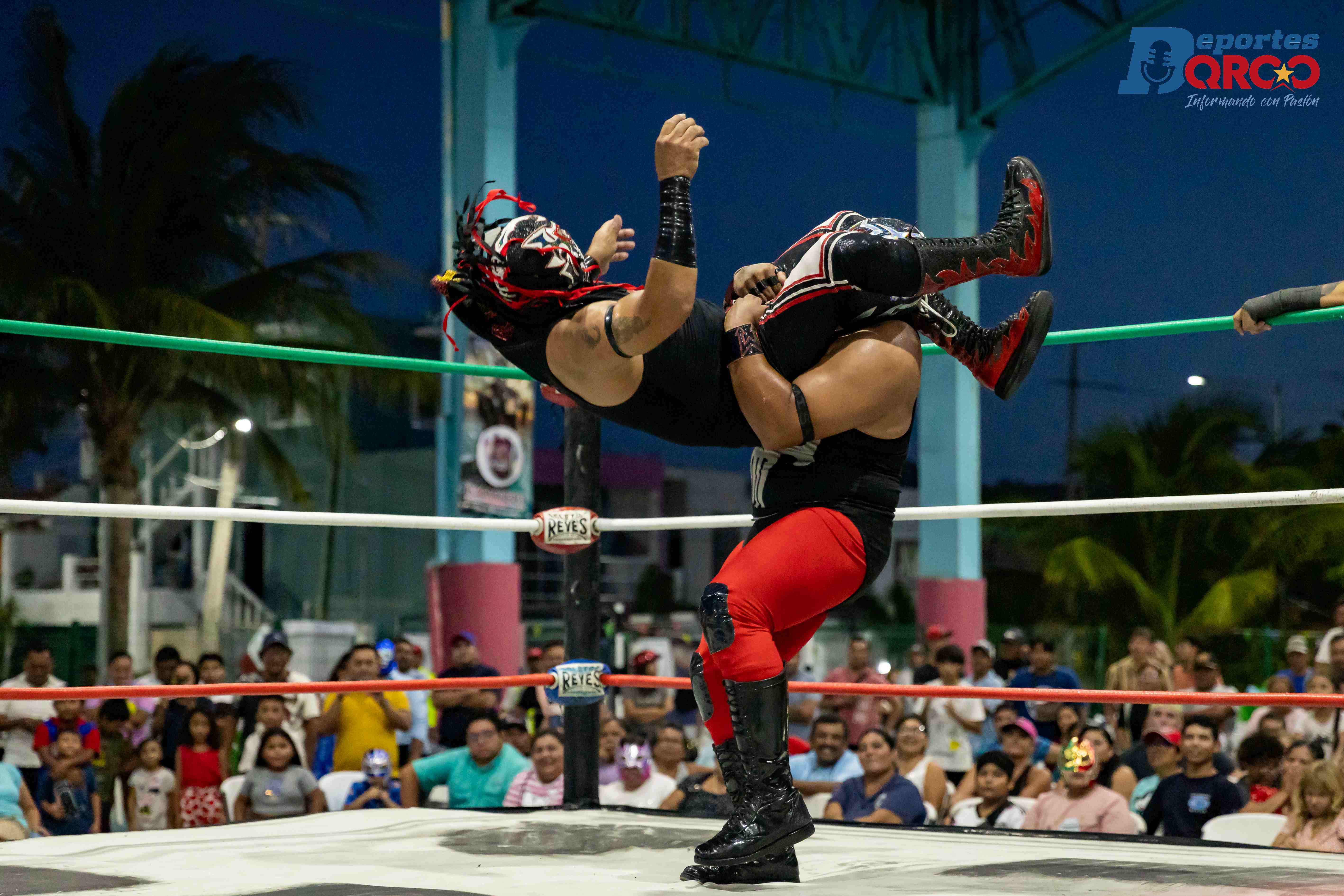Galería Función de Lucha Libre “Furia en el Caribe” (8)
