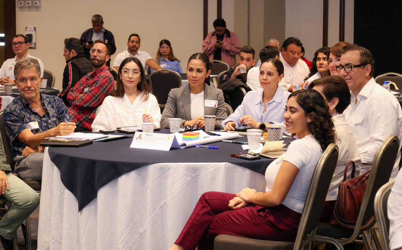 Ana Paty Peralta impulsa participación ciudadana para construir el ...